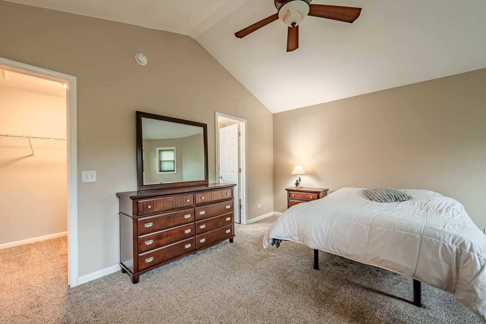 307 Inner Circle Drive, Bolingbrook, IL 60490