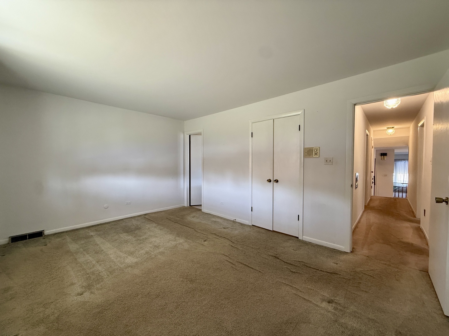 9608 S Kolin Avenue, Oak Lawn, IL 60453