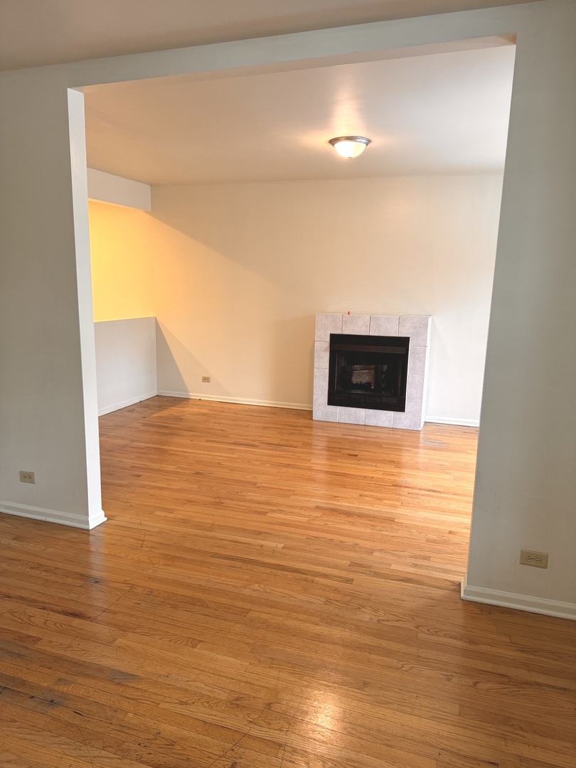 4615 S Michigan Avenue #2S, Chicago, IL 60653