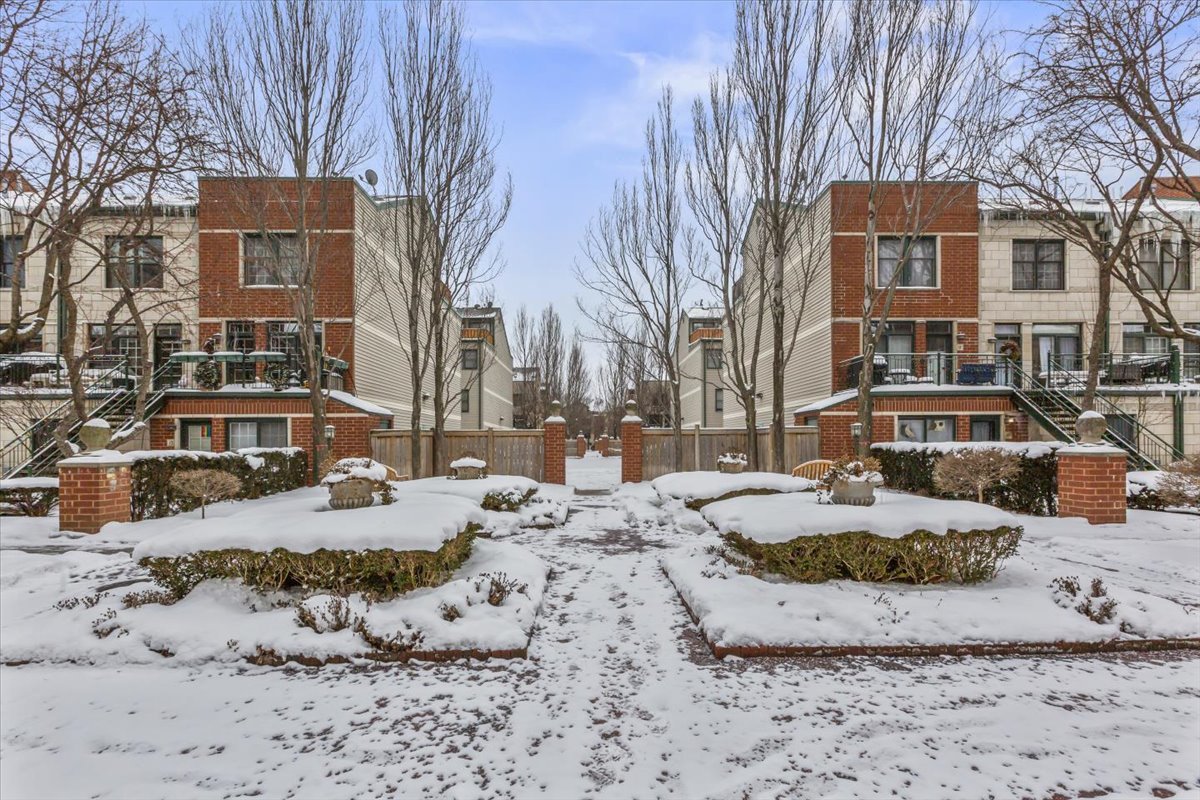 1812 S DEARBORN Street #43, Chicago, IL 60616