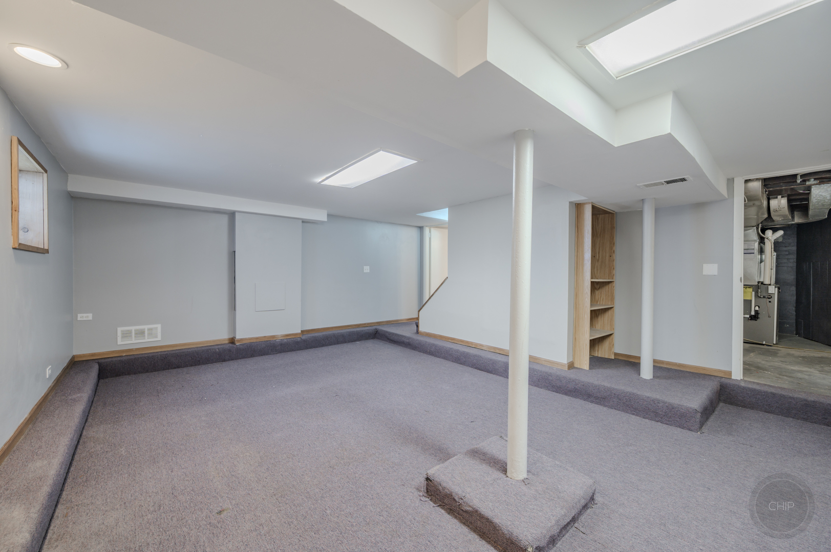 593 S Sunnyside Avenue, Elmhurst, IL 60126