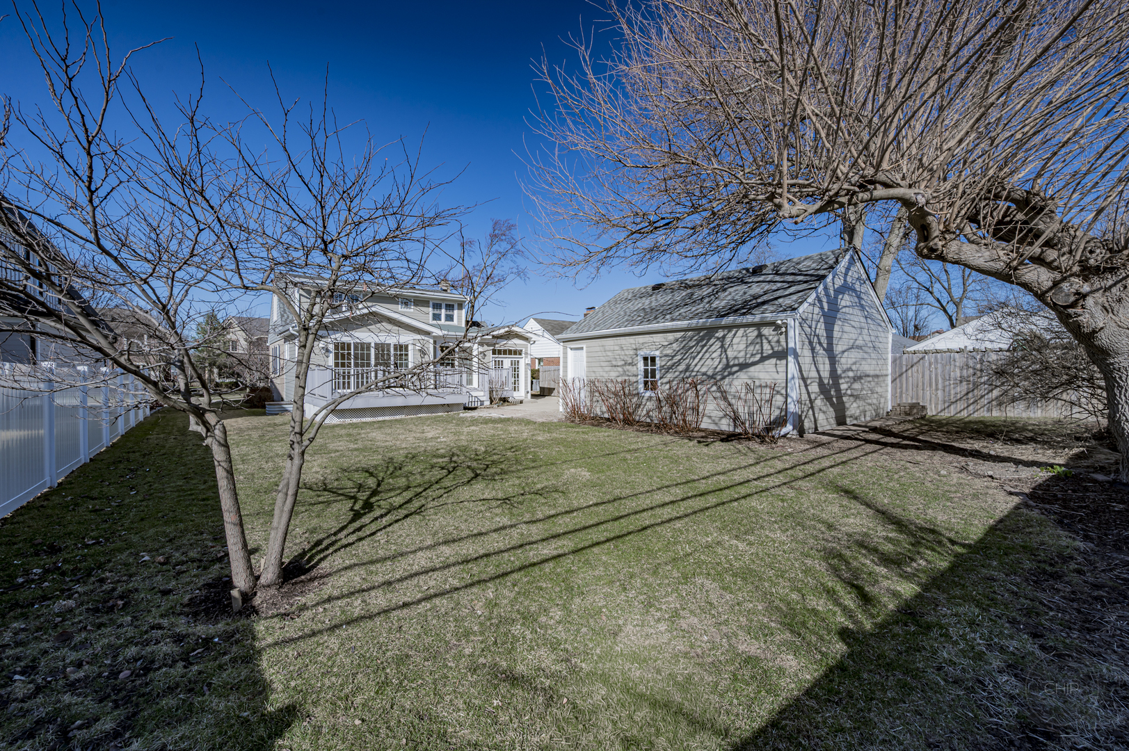 593 S Sunnyside Avenue, Elmhurst, IL 60126