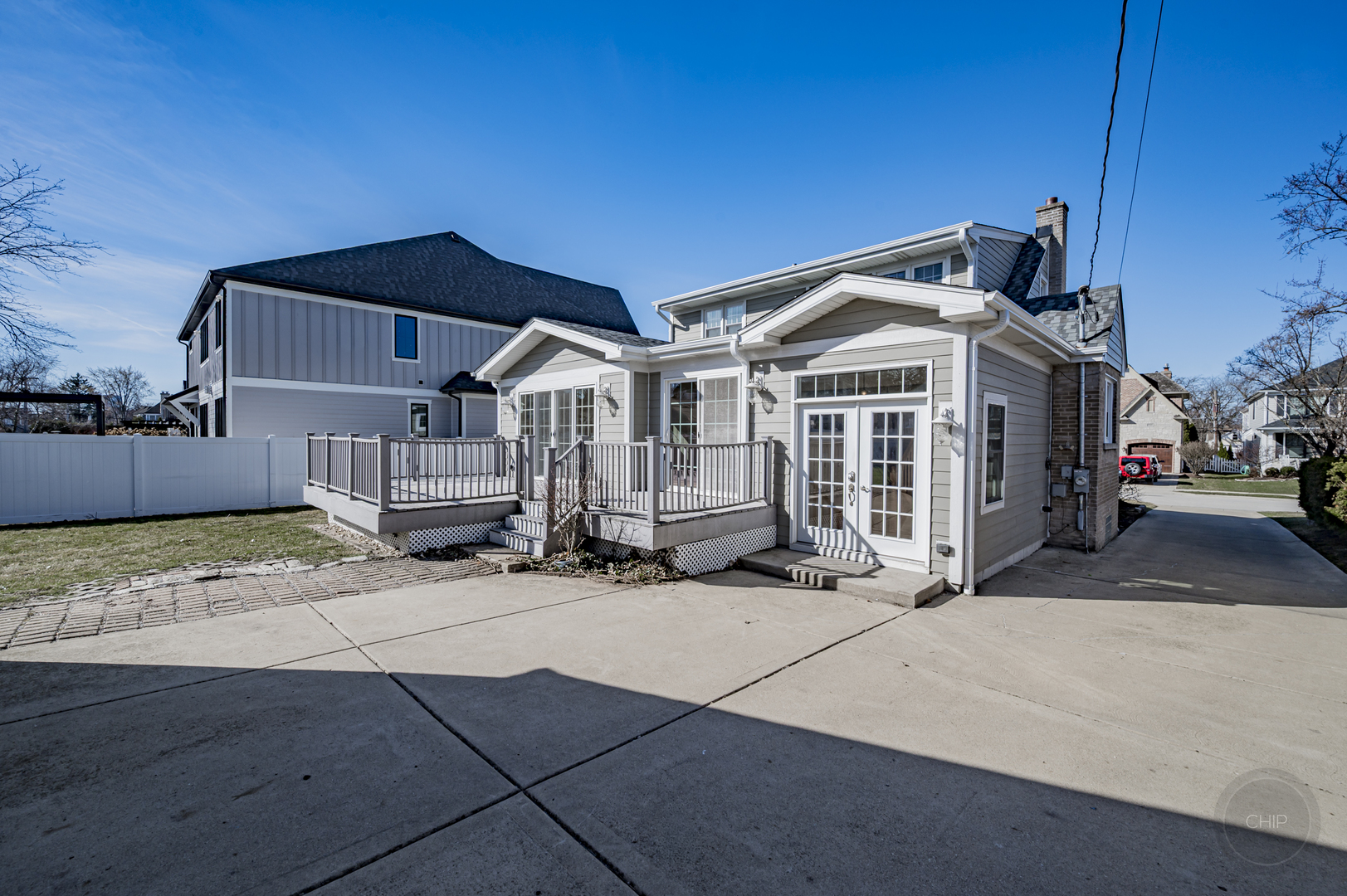 593 S Sunnyside Avenue, Elmhurst, IL 60126