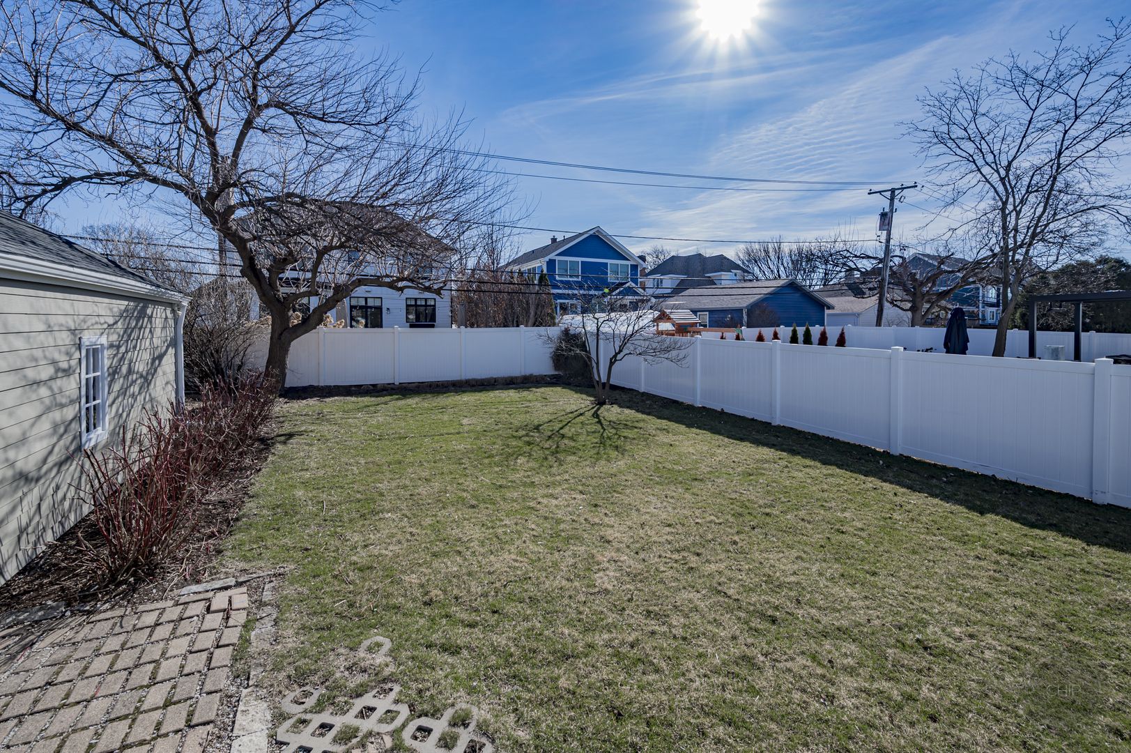 593 S Sunnyside Avenue, Elmhurst, IL 60126