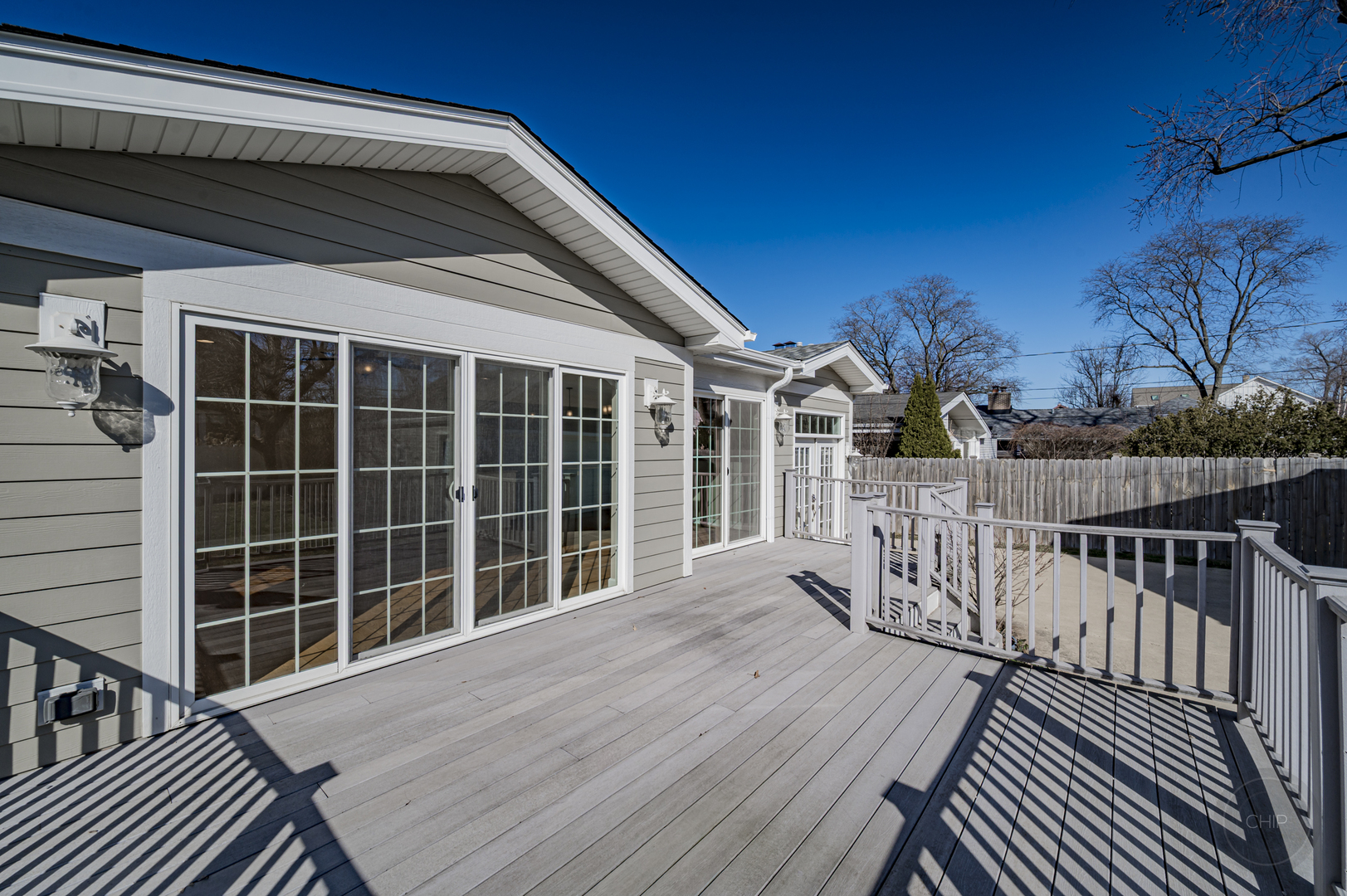 593 S Sunnyside Avenue, Elmhurst, IL 60126