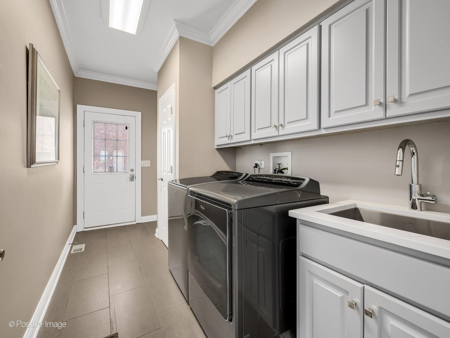 5 Andrew Court, Burr Ridge, IL 60527