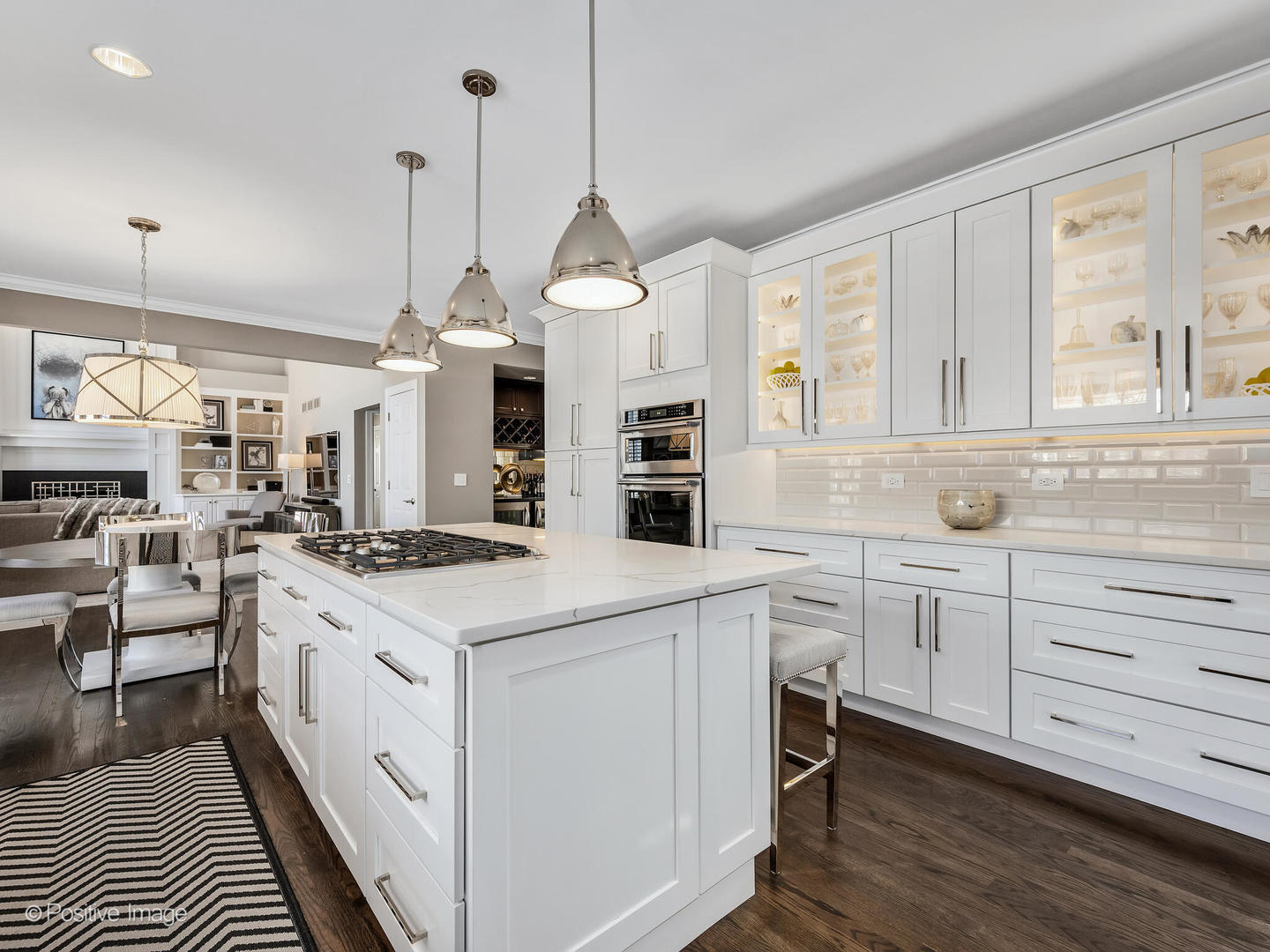 5 Andrew Court, Burr Ridge, IL 60527