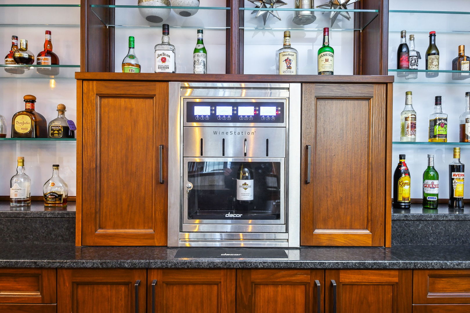 2009 MacKenzie Place #2009, Wheaton, IL 60187