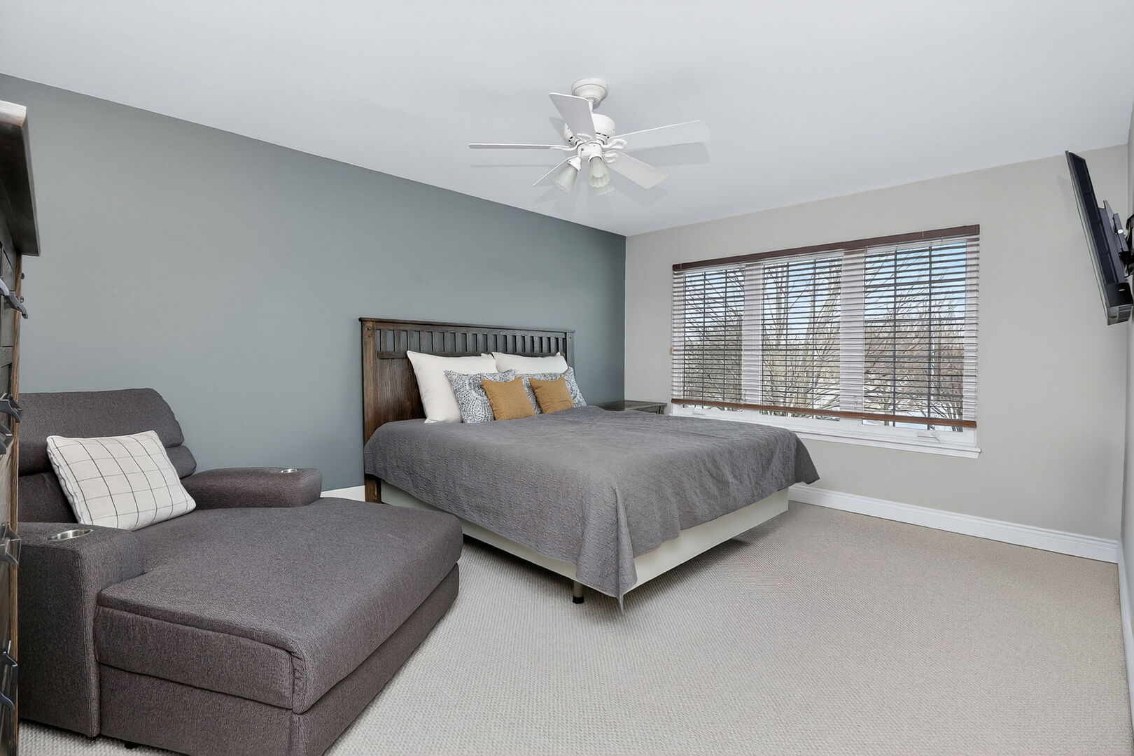 18104 Lake Shore Drive, Orland Park, IL 60467