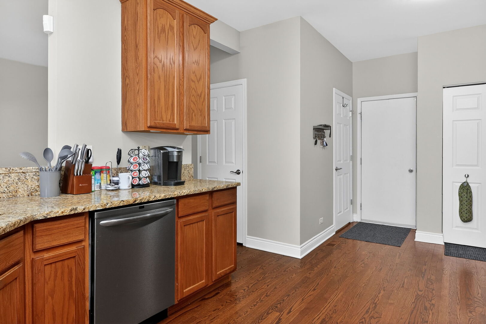 18104 Lake Shore Drive, Orland Park, IL 60467