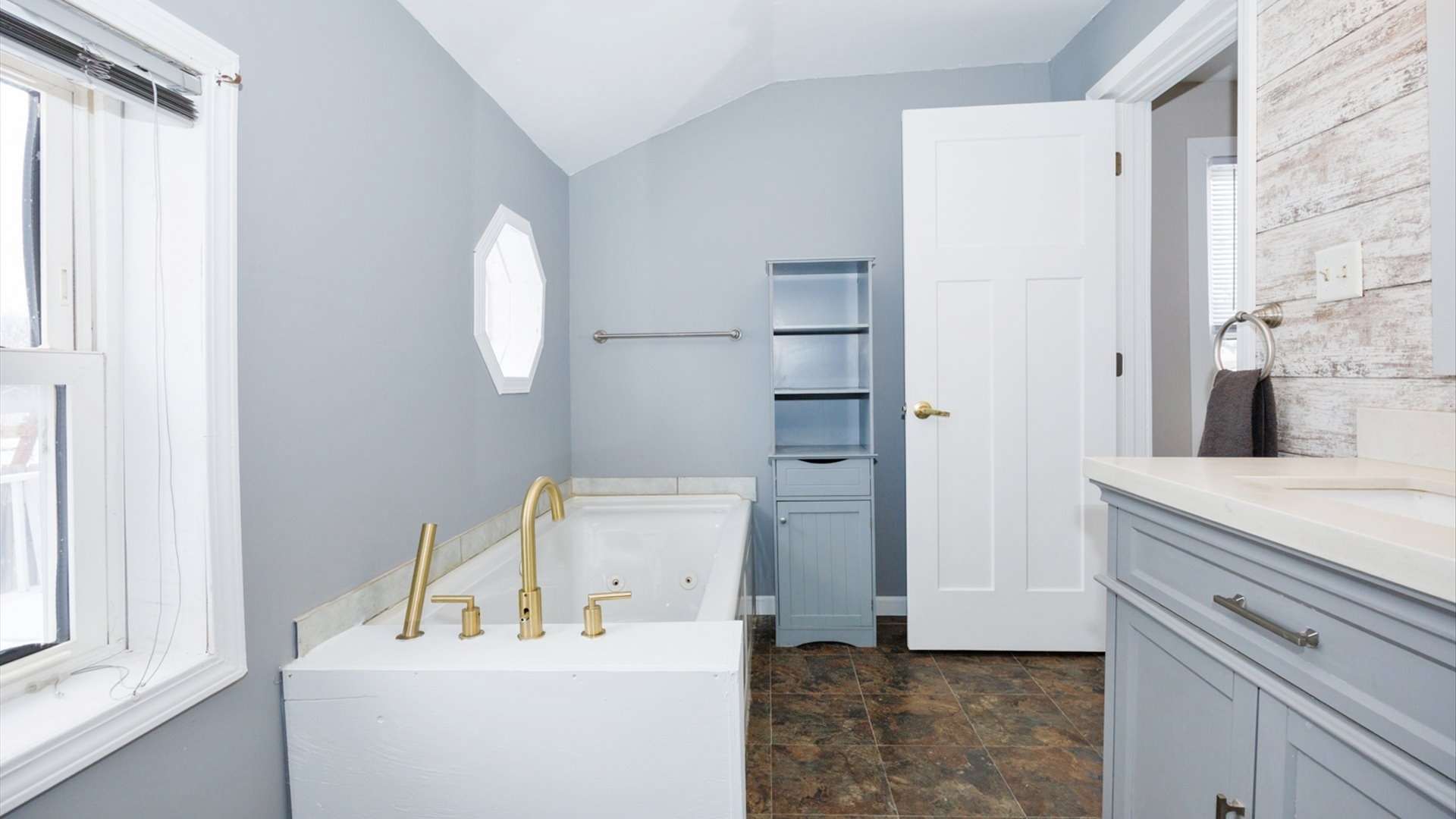 300 E South Street, Atlanta, IL 61723