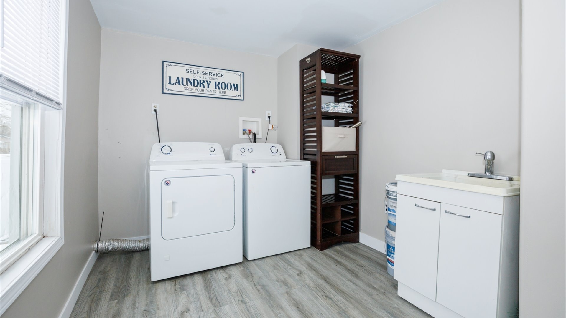 300 E South Street, Atlanta, IL 61723