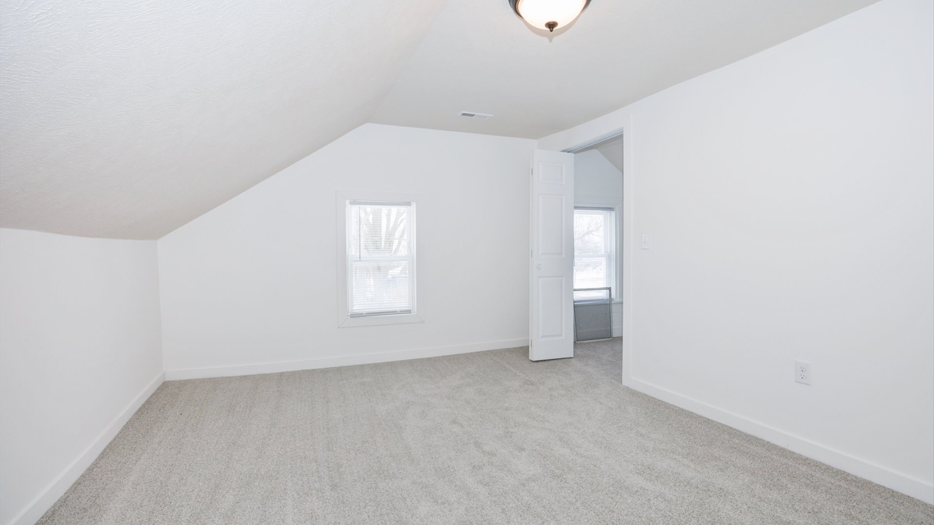 300 E South Street, Atlanta, IL 61723