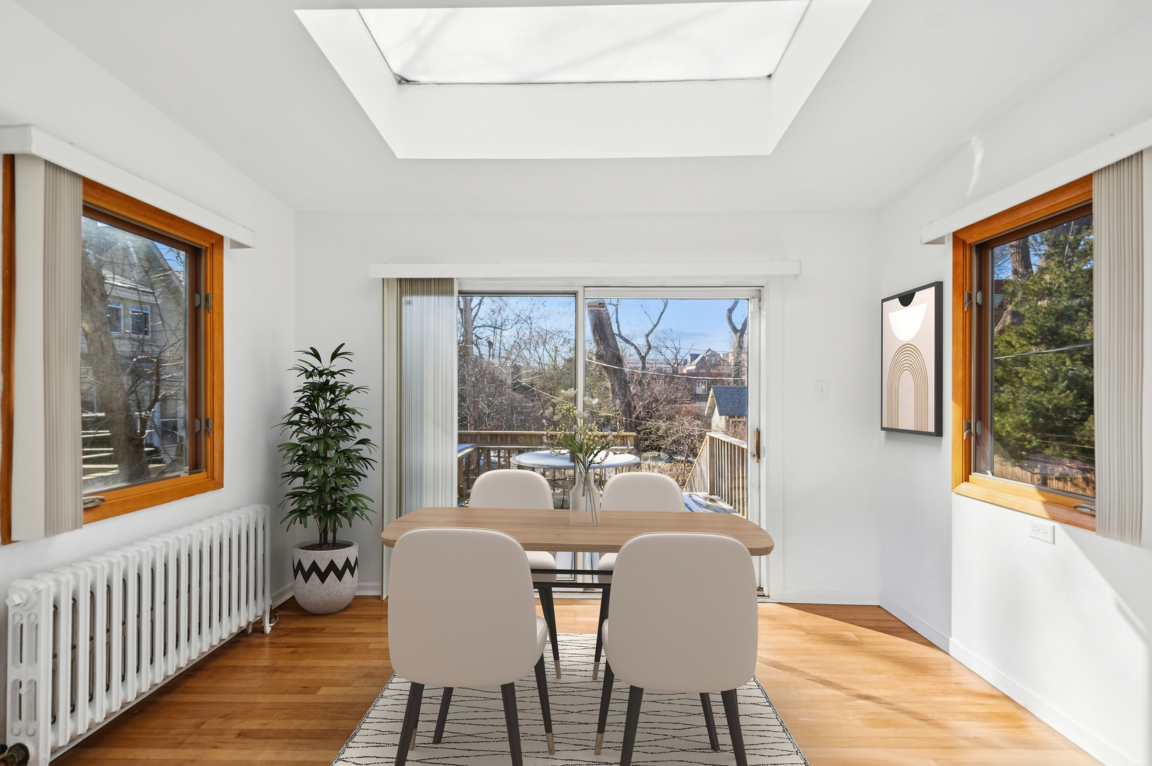 5428 S Blackstone Avenue, Chicago, IL 60615