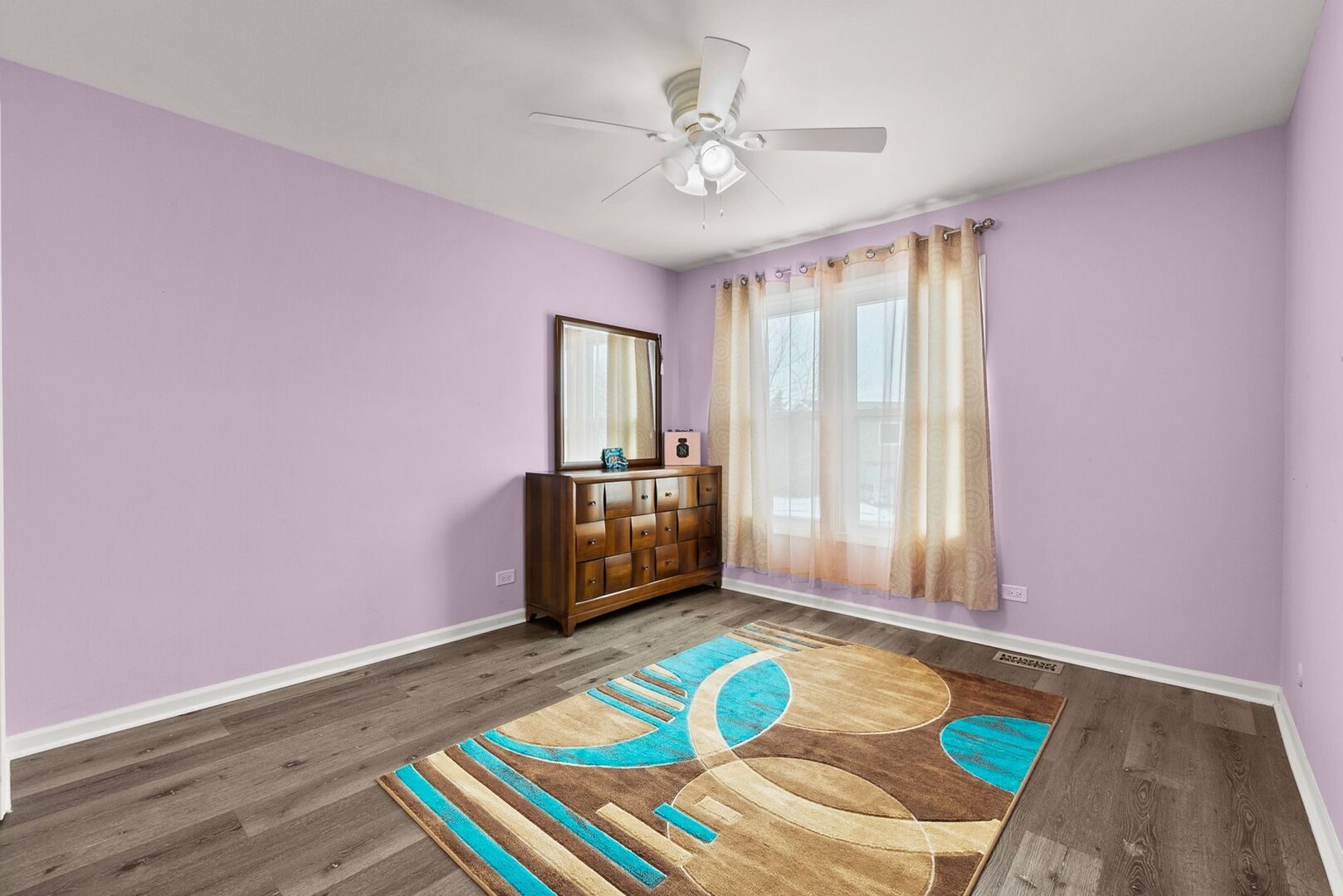 1767 Hemlock Drive, Glendale Heights, IL 60139