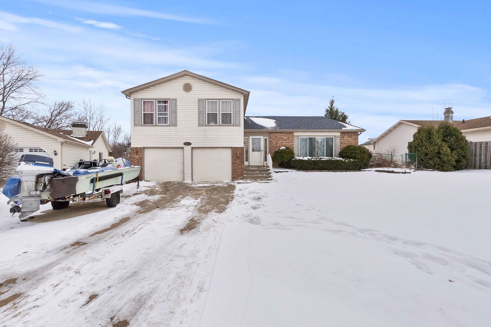 1767 Hemlock Drive, Glendale Heights, IL 60139