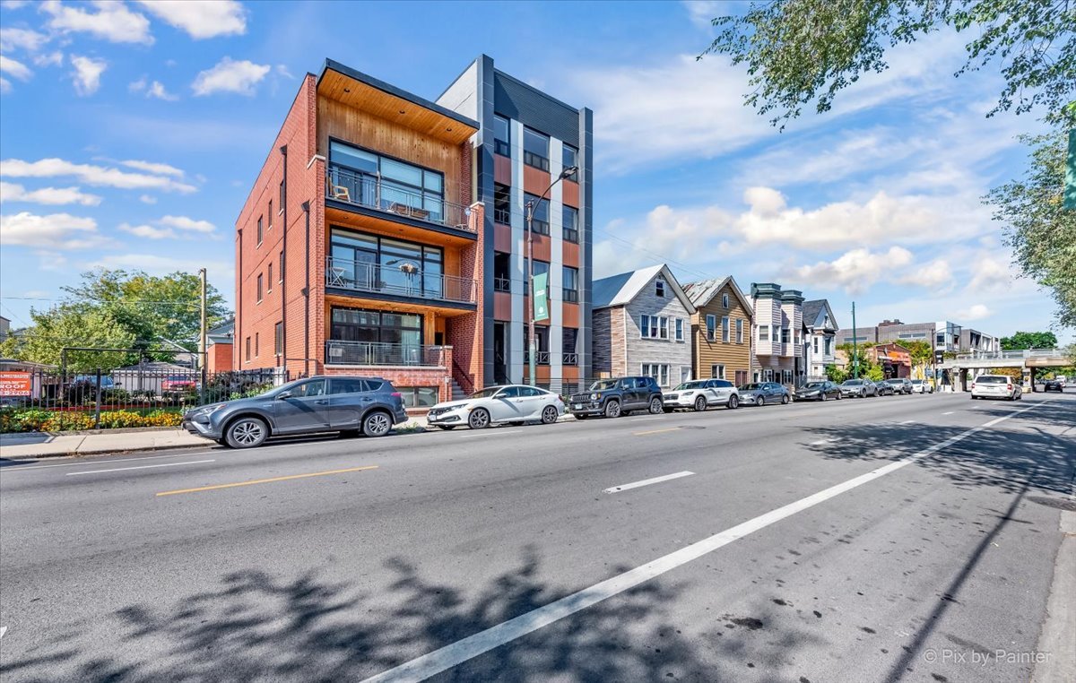 1732 N California Avenue #1, Chicago, IL 60647