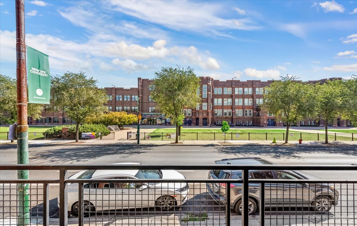 1732 N California Avenue #1, Chicago, IL 60647