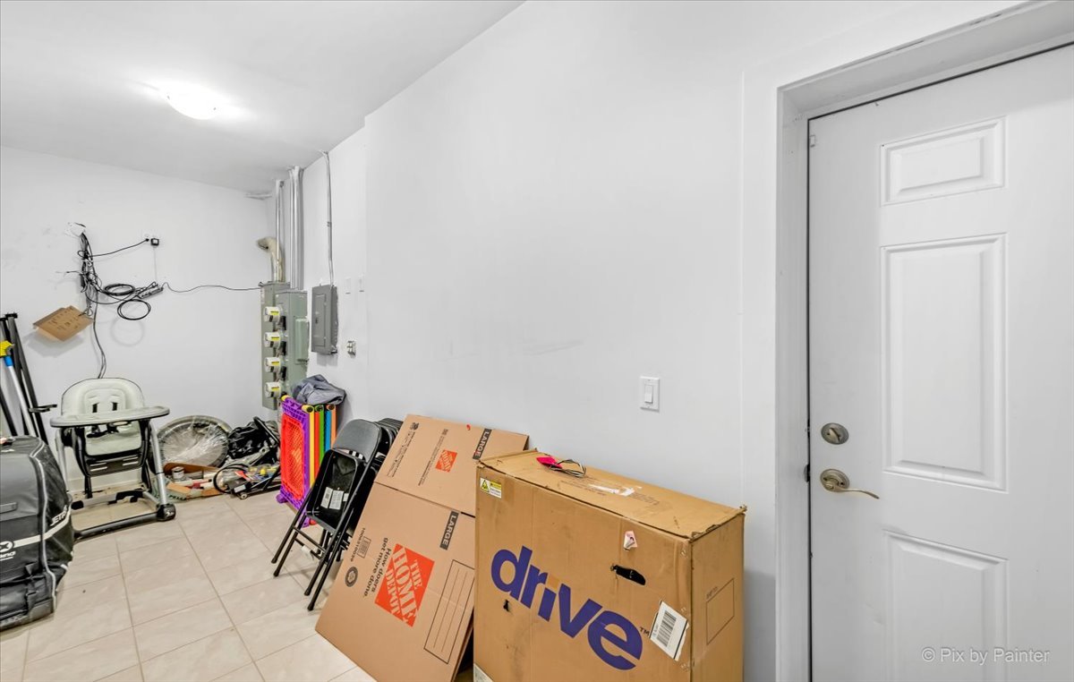 1732 N California Avenue #1, Chicago, IL 60647