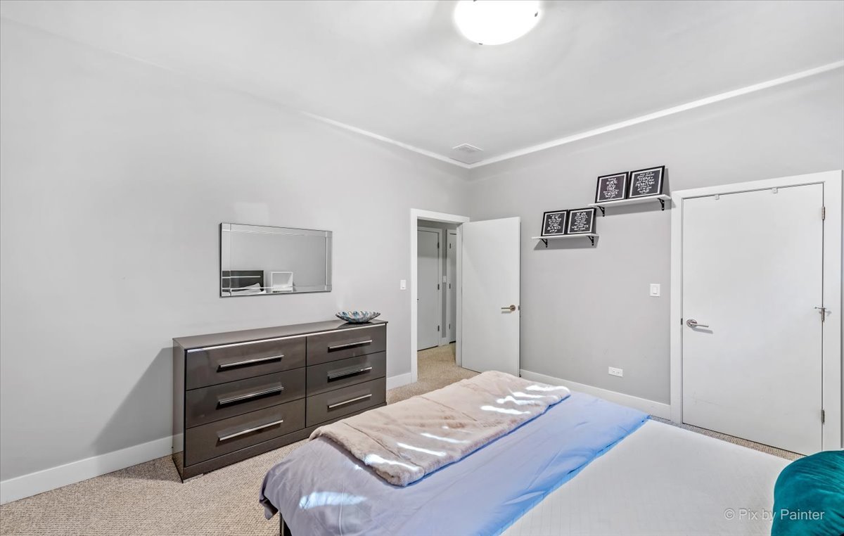 1732 N California Avenue #1, Chicago, IL 60647