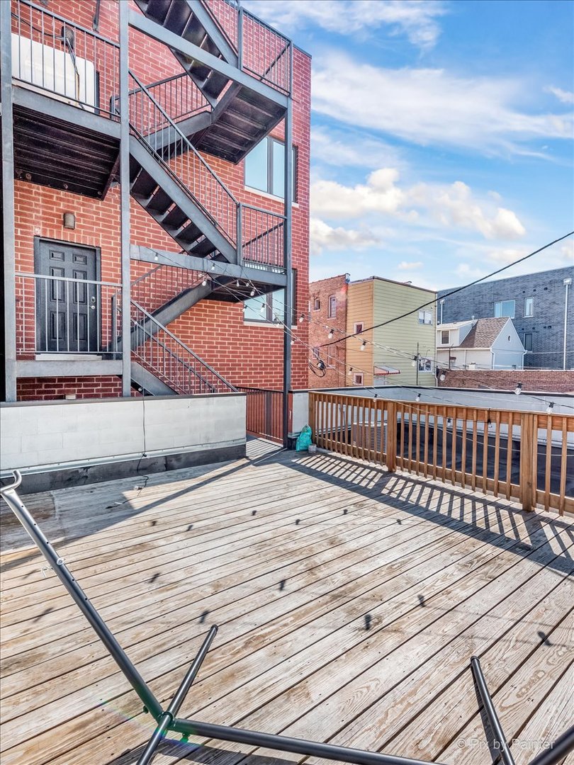 1732 N California Avenue #1, Chicago, IL 60647