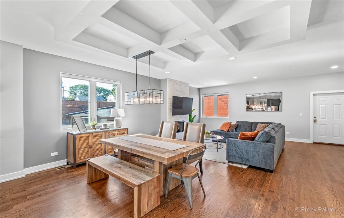 1732 N California Avenue #1, Chicago, IL 60647