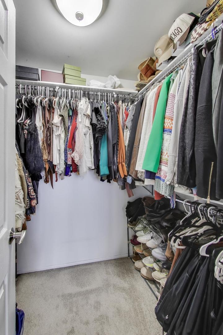 5510 Lincoln Avenue #B205, Morton Grove, IL 60053