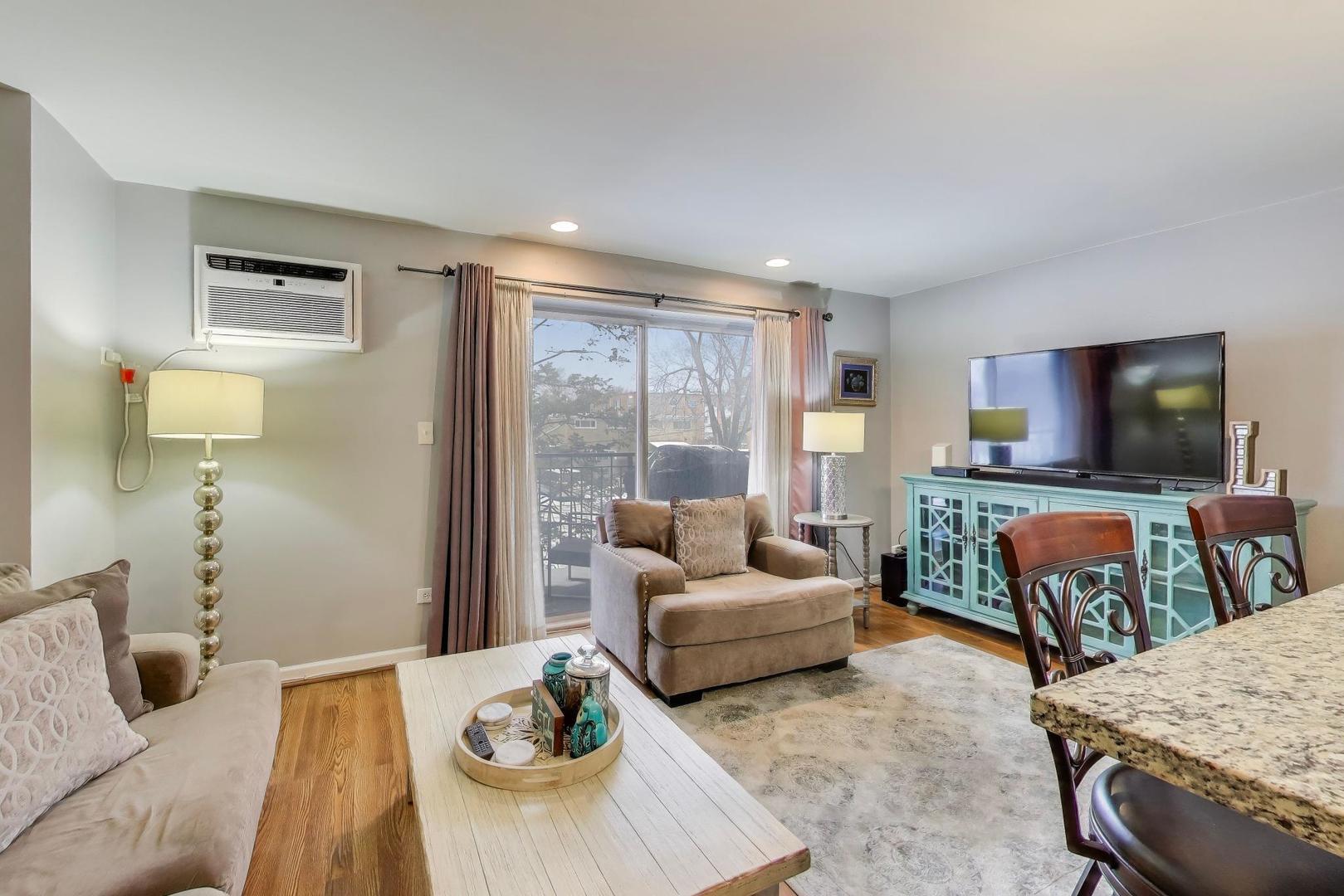 5510 Lincoln Avenue #B205, Morton Grove, IL 60053