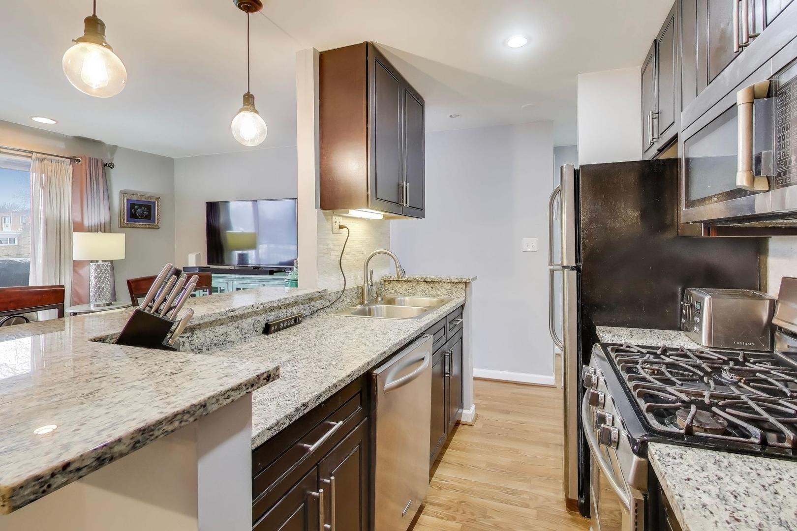 5510 Lincoln Avenue #B205, Morton Grove, IL 60053