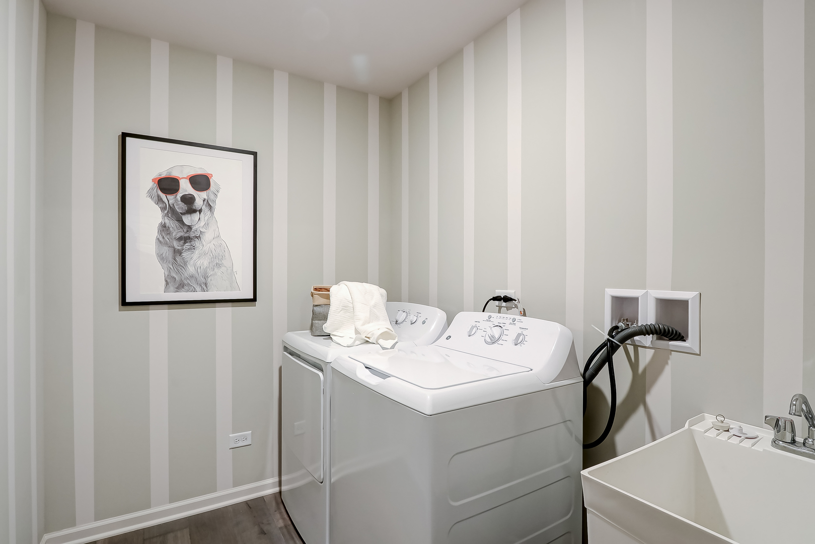 1622 Patterson Avenue, North Aurora, IL 60542