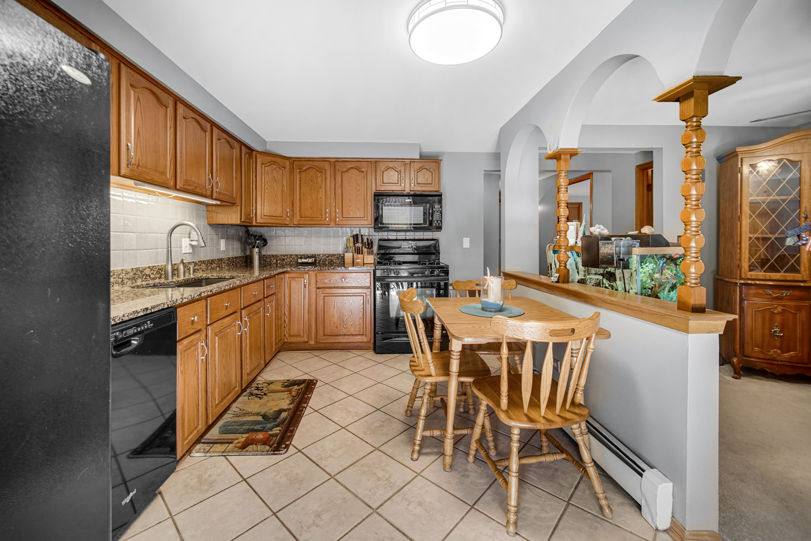 3853 N Narragansett Avenue #203, Chicago, IL 60634