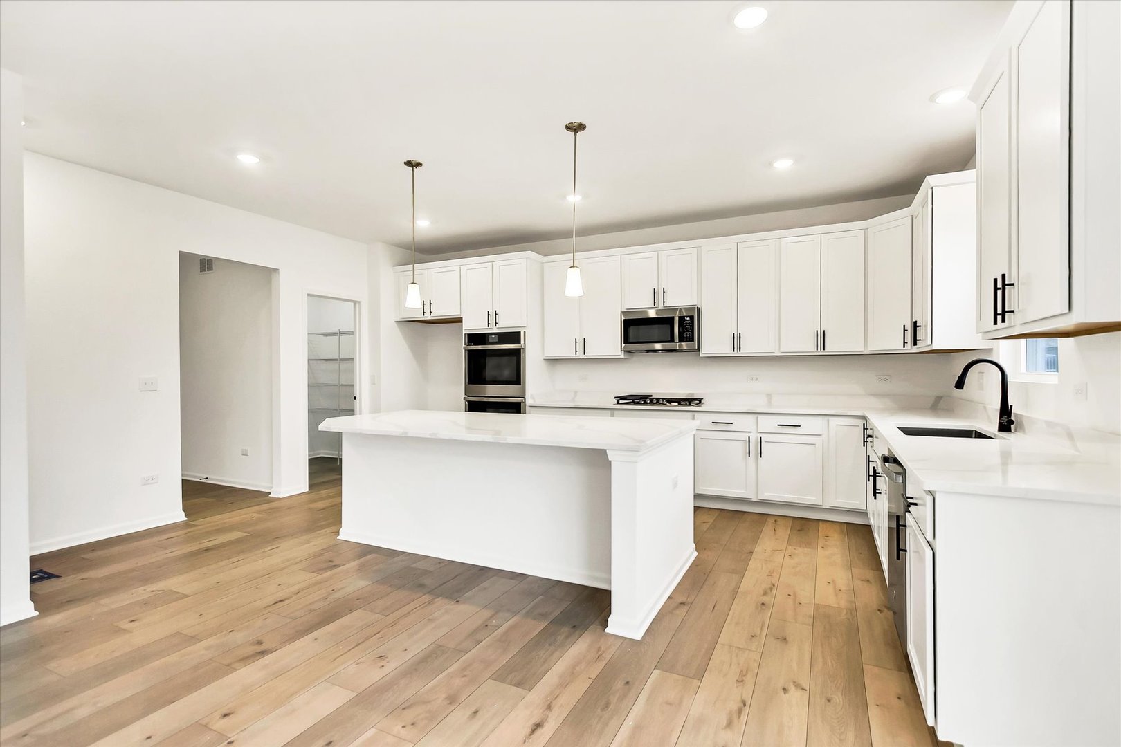 11351 Saxony Street, Huntley, IL 60142