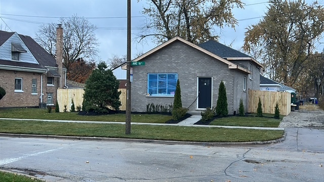 4147 Amelia Avenue, Lyons, IL 60534