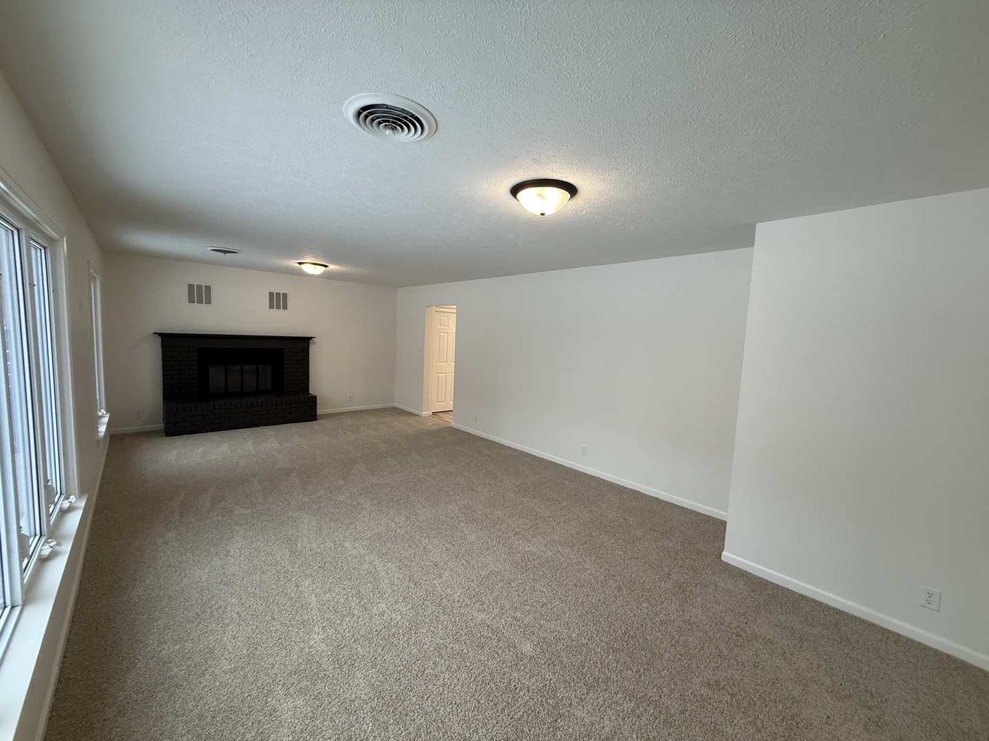 185 Jacqueline Street, Morris, IL 60450