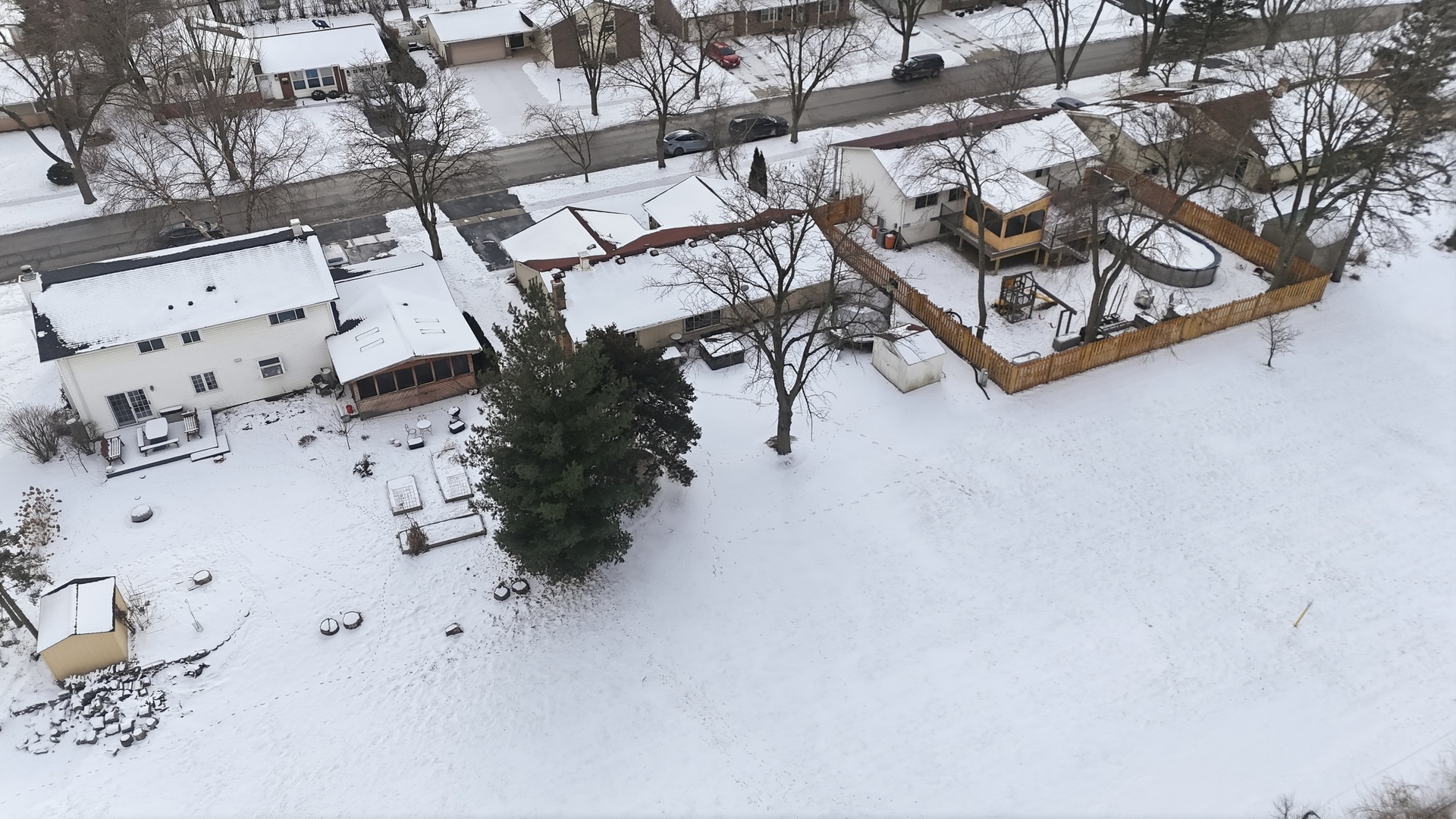 2612 Mitchell Drive, Woodridge, IL 60517