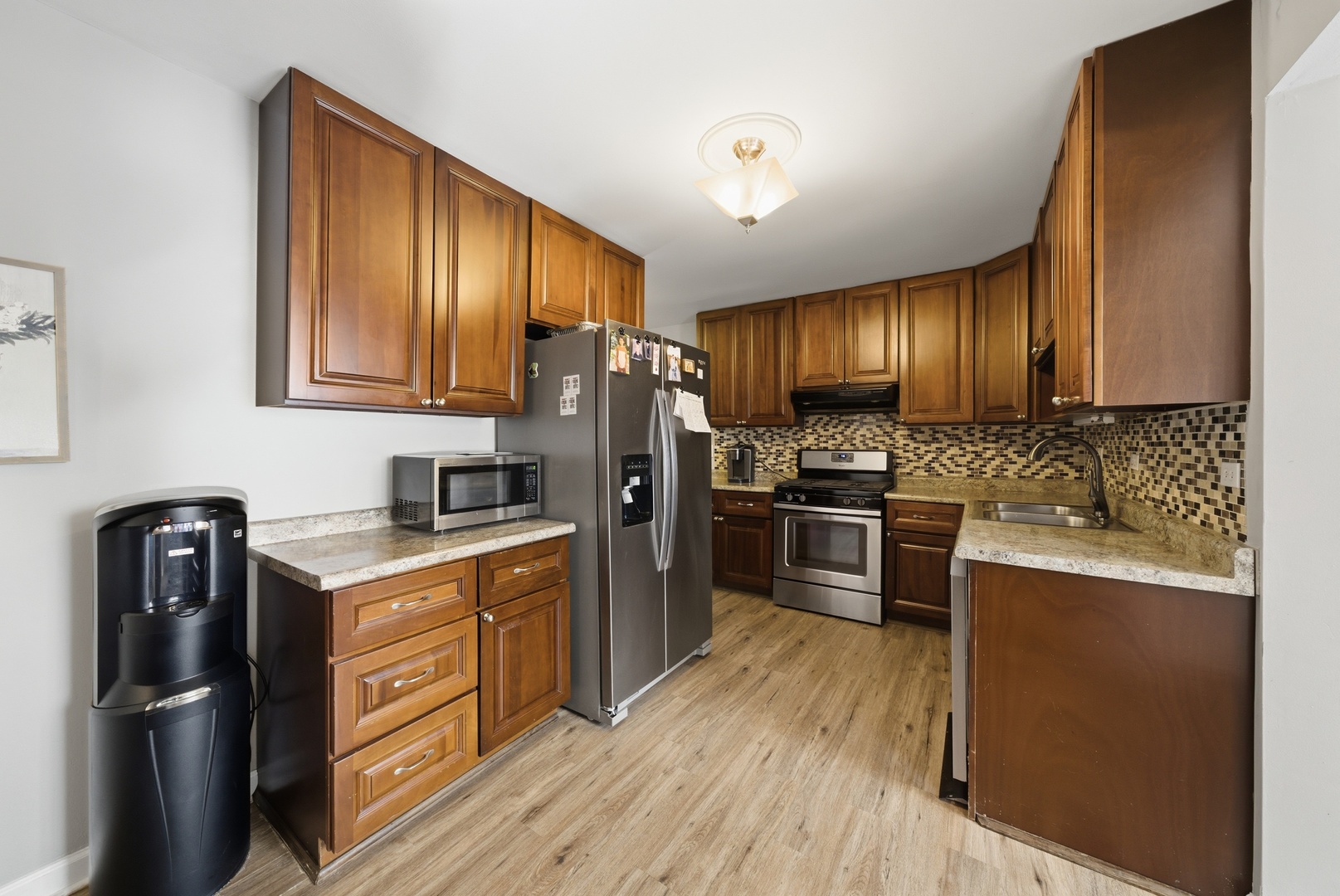 2612 Mitchell Drive, Woodridge, IL 60517