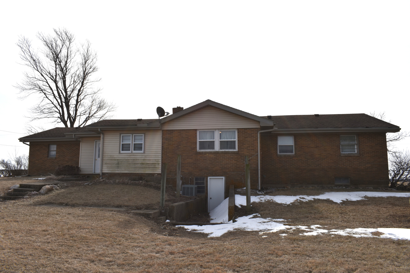 2278 County Road 300N, Toluca, IL 61369