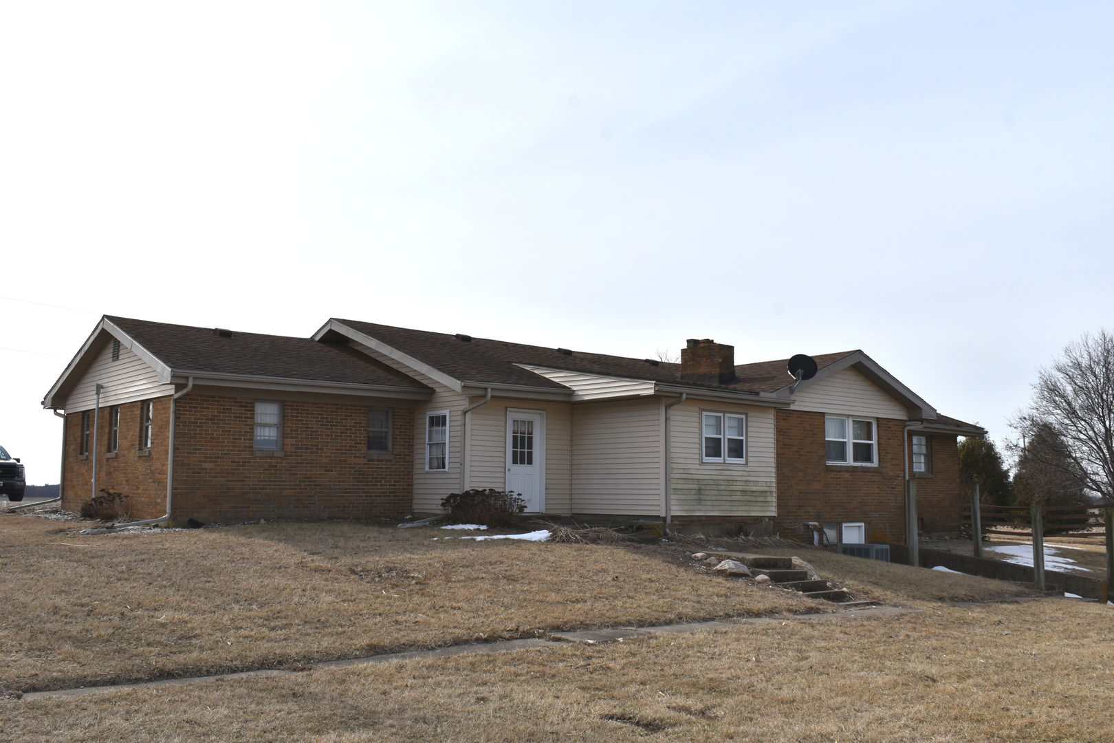 2278 County Road 300N, Toluca, IL 61369