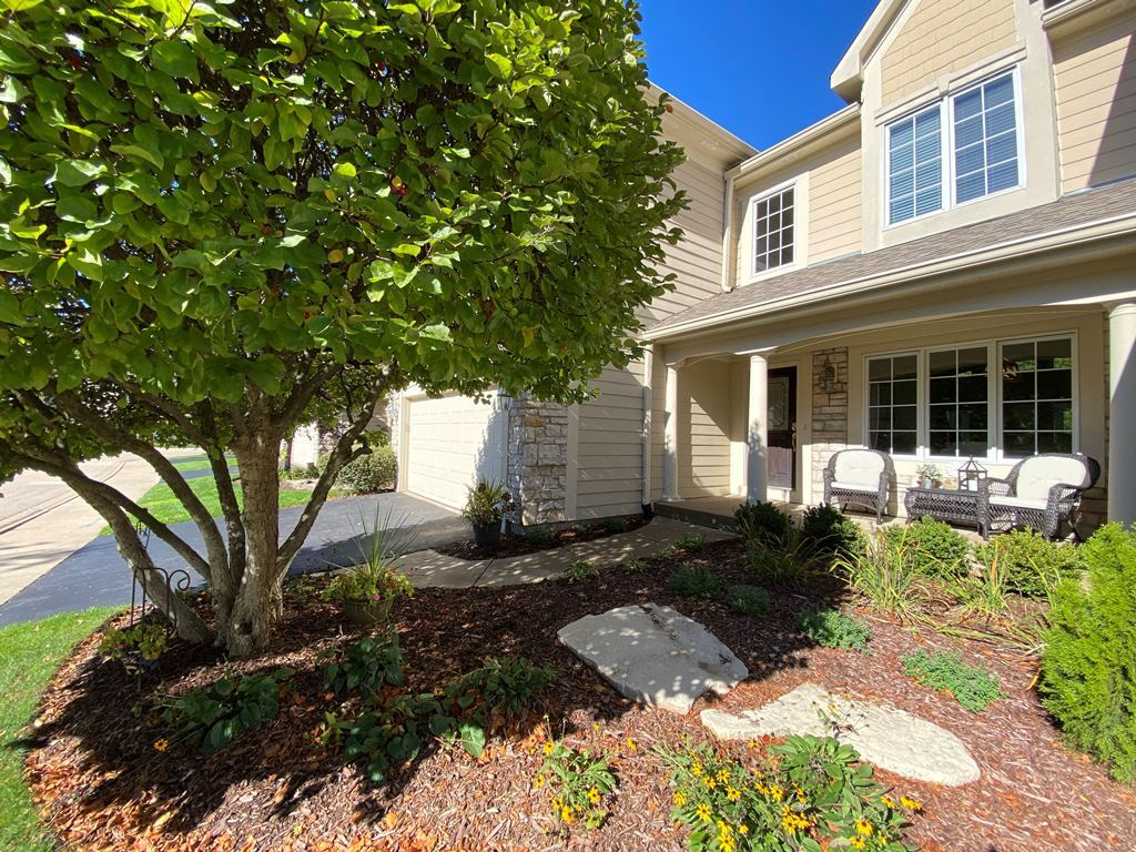 2428 Ridgewood Court, Aurora, IL 60502