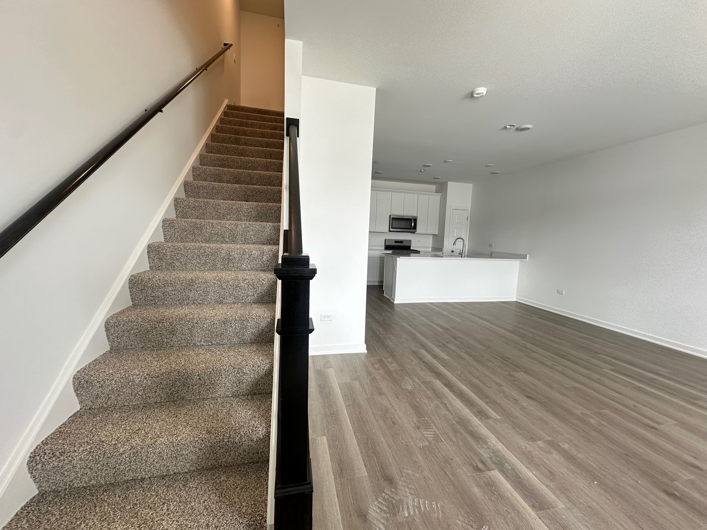 2274 Barbera Drive, Oswego, IL 60543