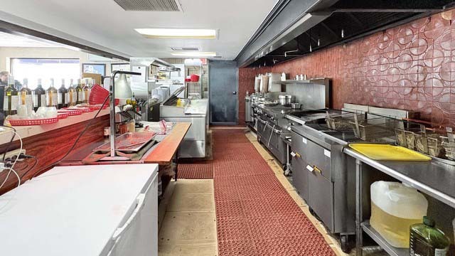 750 N Addison Road, Villa Park, IL 60181