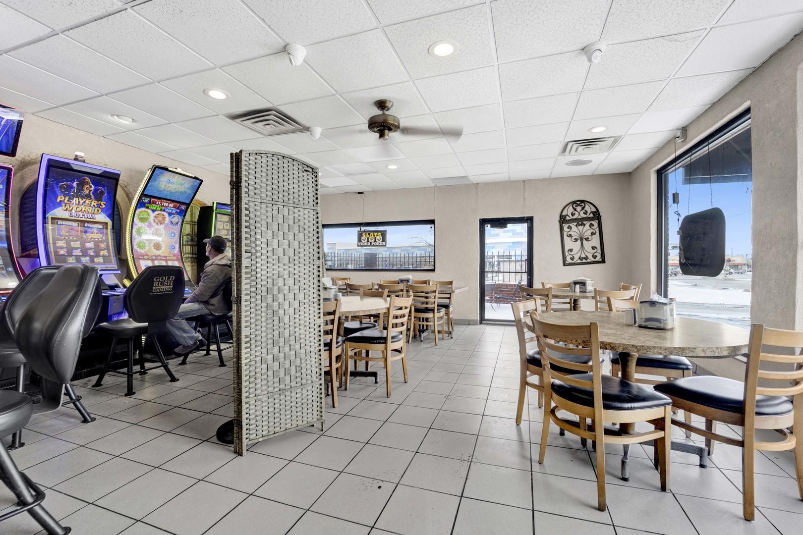 750 N Addison Road, Villa Park, IL 60181