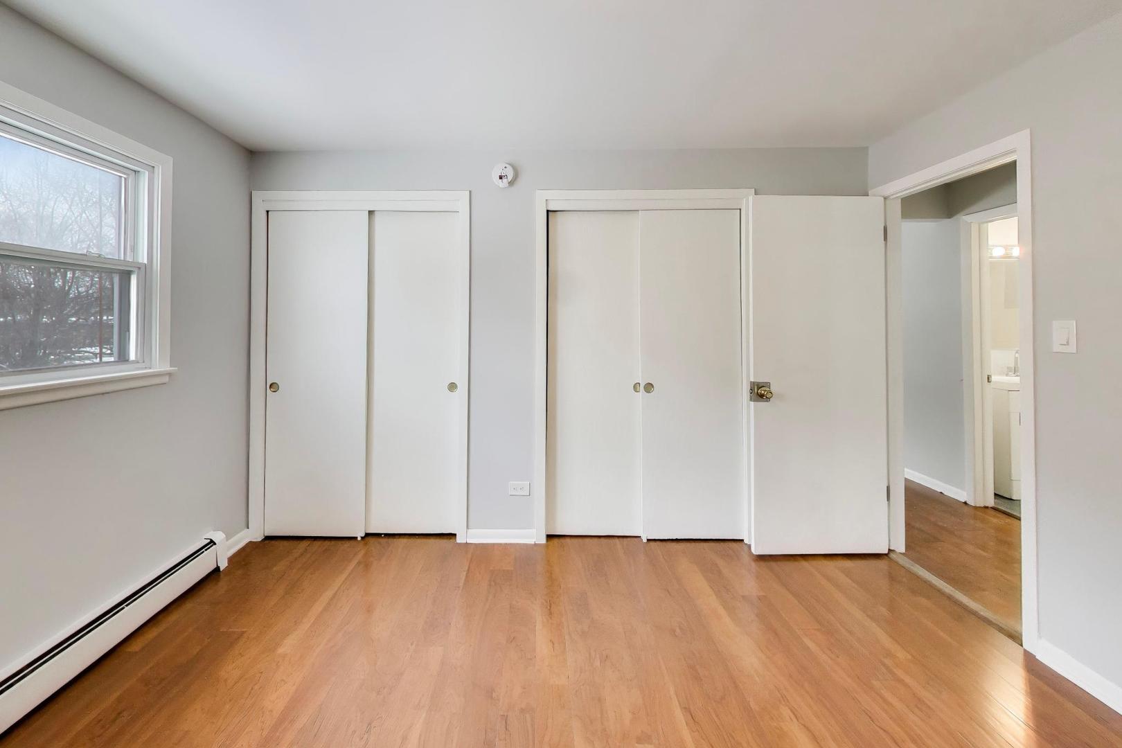 5822 W 79th Street, Burbank, IL 60459