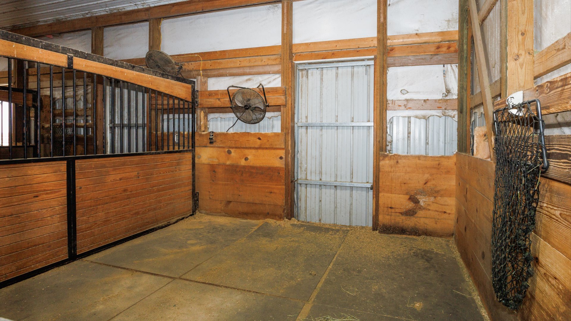 10147 N 1000 East Road, Chenoa, IL 61726