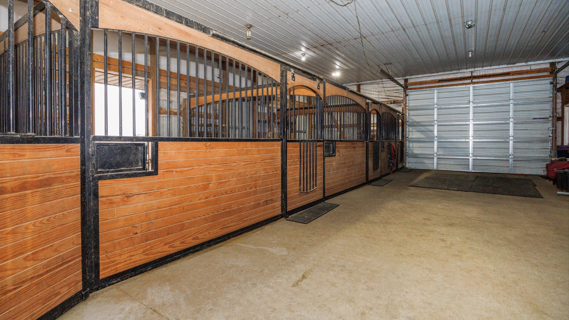 10147 N 1000 East Road, Chenoa, IL 61726