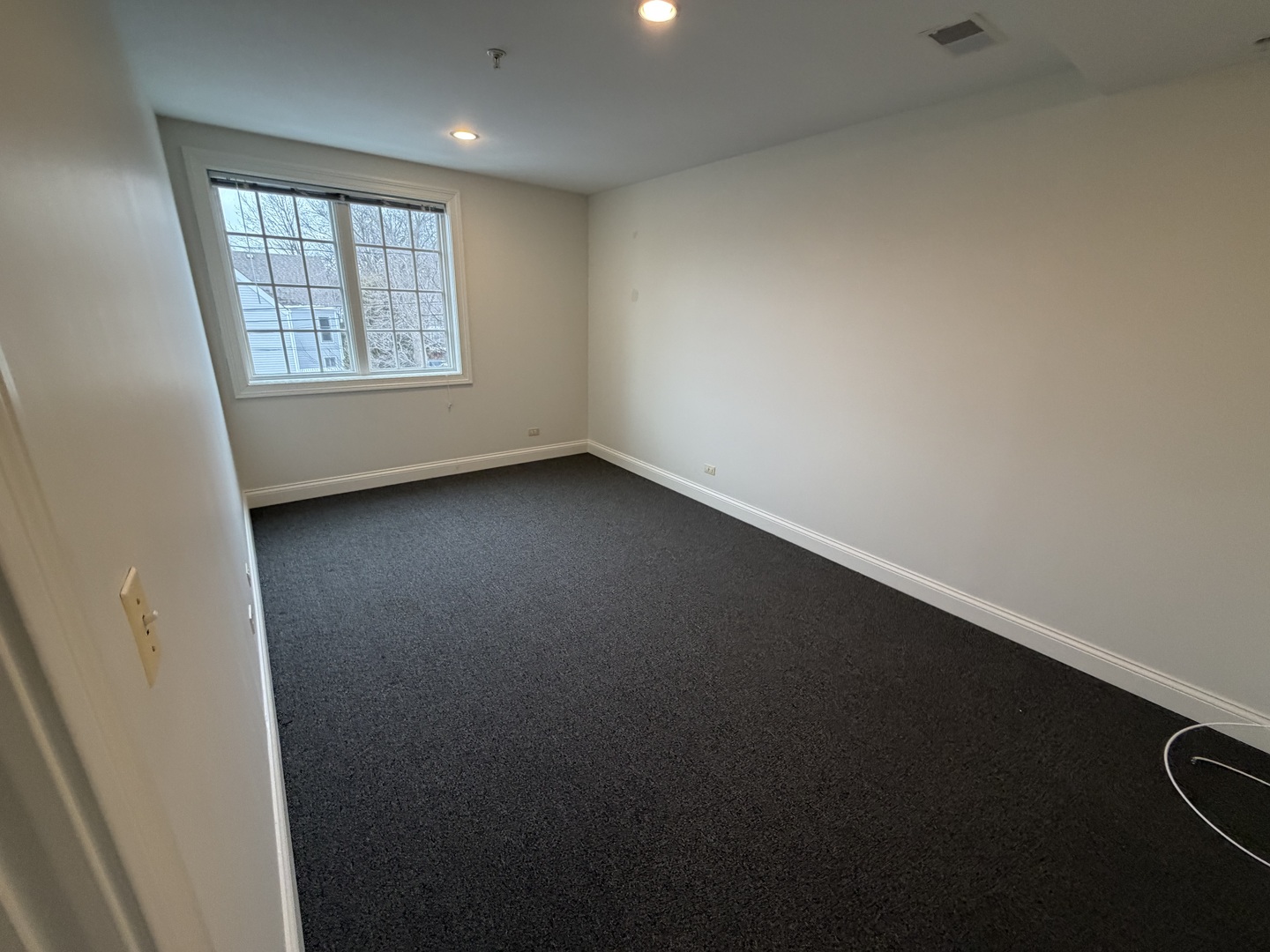 10 E Scranton Avenue #202B, Lake Bluff, IL 60044