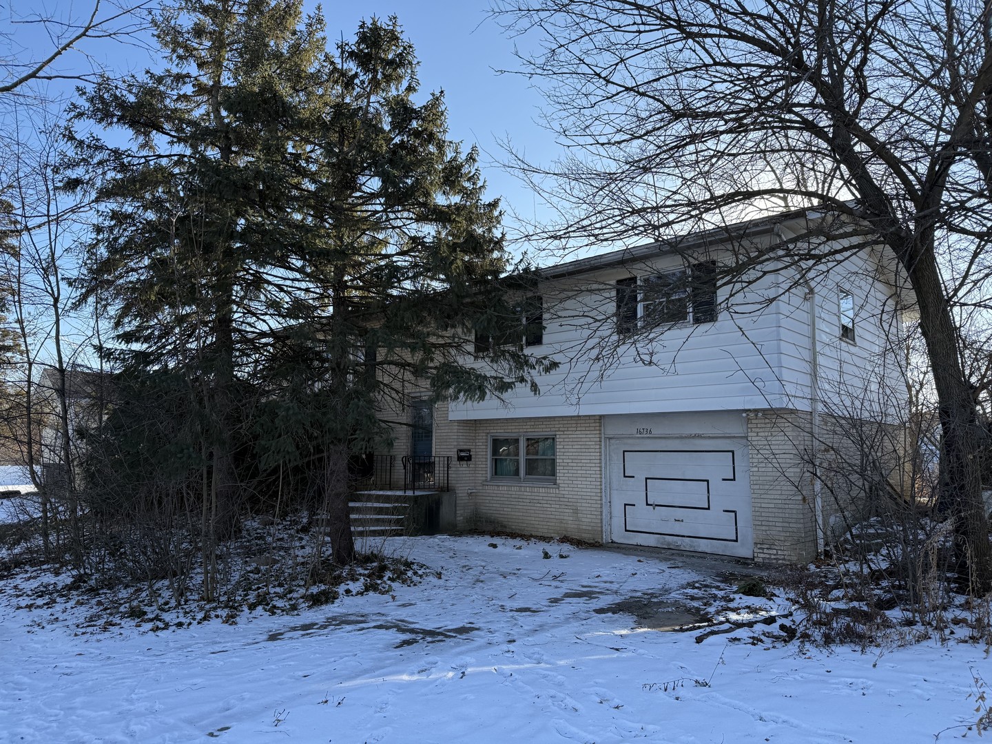 16736 Beverly Avenue, Tinley Park, IL 60477