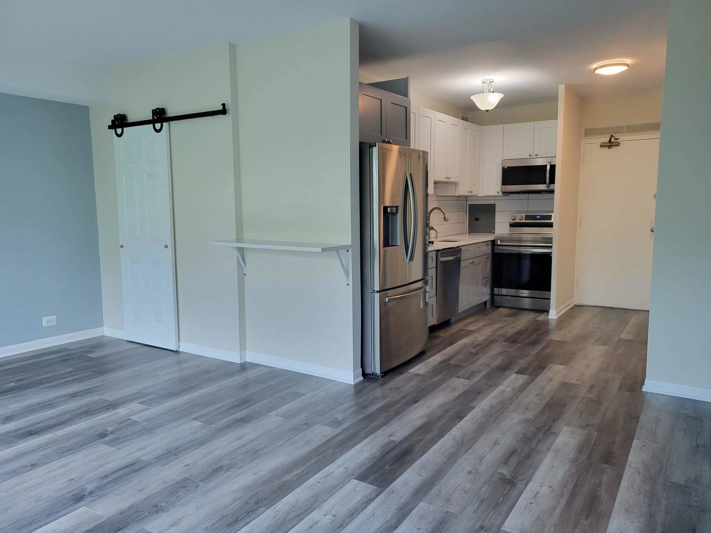 3600 N LAKE SHORE Drive #216, Chicago, IL 60613