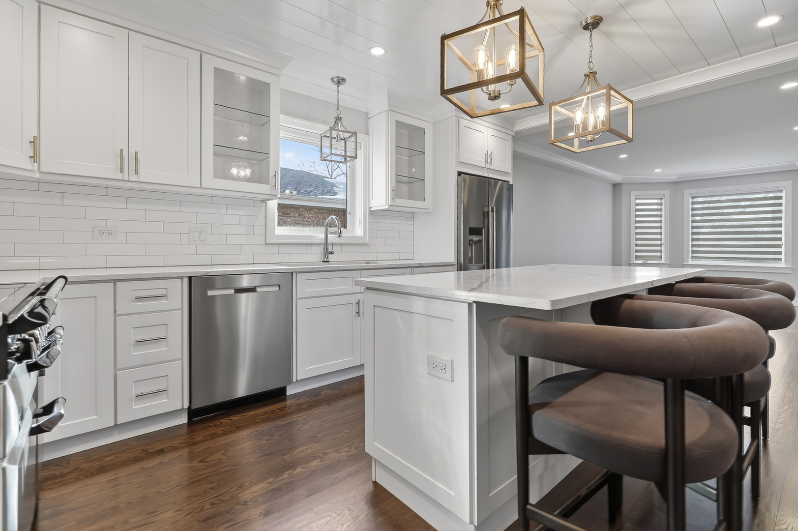 5321 S Nordica Avenue, Chicago, IL 60638