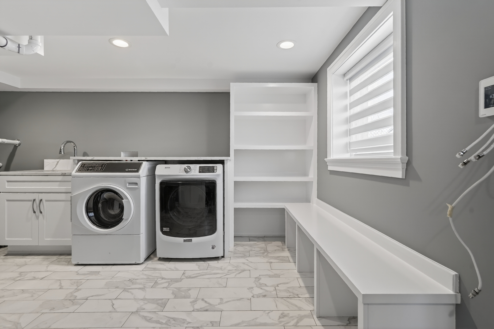 5321 S Nordica Avenue, Chicago, IL 60638